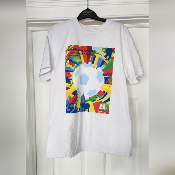 Adidas Fifa World Cup Brazil host city Sao Paulo - Size Large - Picture 2 of 6